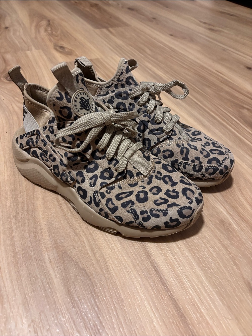 Women’s NIKE AIR HUARACHE
